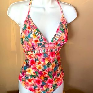 One piece bathing suit